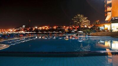 Eri Beach & Village, Ираклион, Гърция