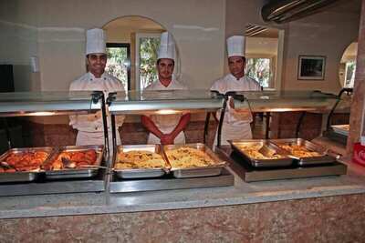 Eri Beach & Village, Ираклион, Гърция