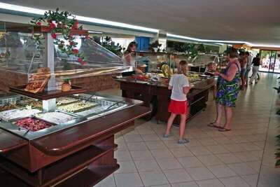 Eri Beach & Village, Ираклион, Гърция