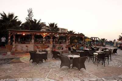 Eri Beach & Village, Ираклион, Гърция