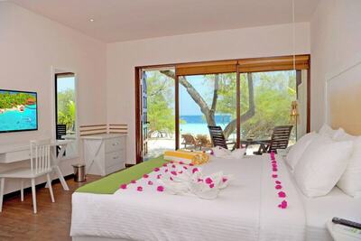 Eriyadu Island Resort - Premium Beach Villa