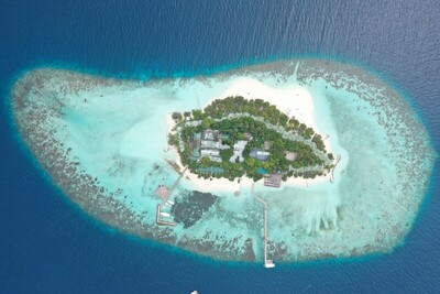 Eriyadu Island Resort, , Малдиви