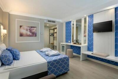 Selectum Elite Resort Side (ex Euphoria Barbaross Beach Resort) - Standard Family Room