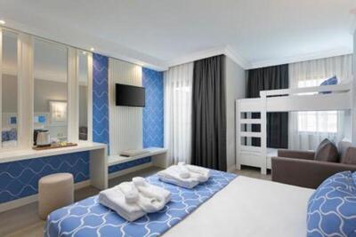 Selectum Elite Resort Side (ex Euphoria Barbaross Beach Resort) - Standard Family Room