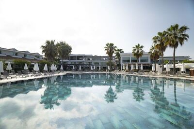 Flora Garden Beach Club