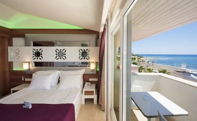Flora Garden Beach Club - Deluxe Room, Sea View