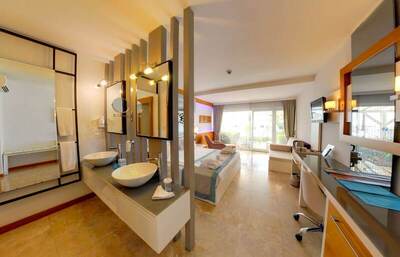 Flora Garden Beach Club - Superior Deluxe Sea View