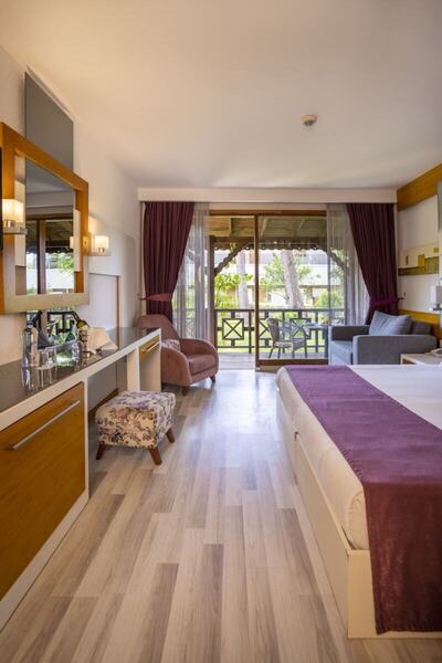 Flora Garden Beach Club - Standard Room, Land View