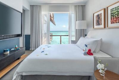 Four Seasons Maldives at Landaa Giraavaru - Family Villa, 1 King Bed (Sunrise Water)