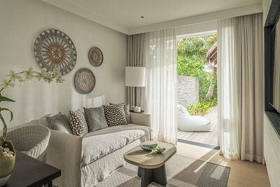 Four Seasons Maldives at Landaa Giraavaru - Family Bungalow, 1 King Bed, Oceanfront (with Pool)