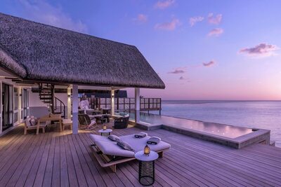 Four Seasons Maldives at Landaa Giraavaru - Suite, 2 Bedrooms (Sunset | Water)