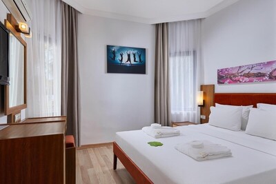 Fun & Sun Family Club Saphire - Standard Room - Garden View
