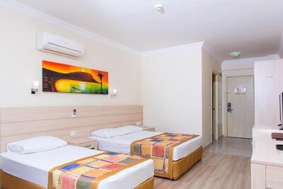 Gardenia Beach - Standard Triple Room