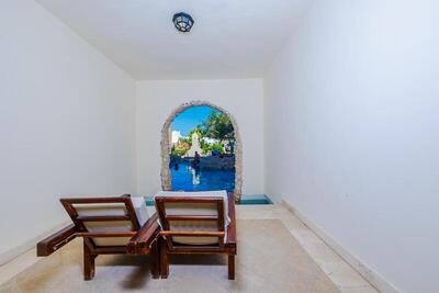 Ghazala Gardens - Deluxe Double or Twin Room with Pool Access