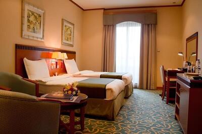 Golden Tulip Al Barsha - Standard Room, 2 Twin Beds