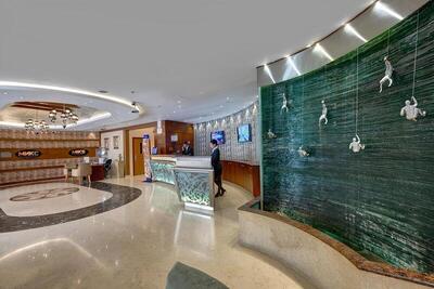 Golden Tulip Al Barsha, Дубай, ОАЕ