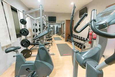 Golden Tulip Al Barsha, Дубай, ОАЕ