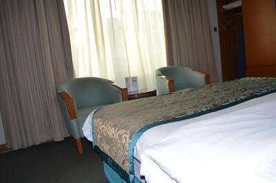 Golden Tulip Al Barsha - Superior Room, 1 King Bed