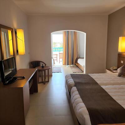 Golf Beach & Thalasso -Family & Couples - Standard Triple Room