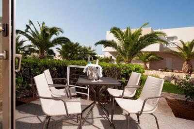 Grand Hotel Holiday Resort - Superior Family Room