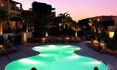 Grand Hotel Holiday Resort, Ираклион, Гърция