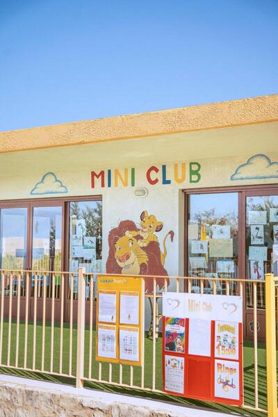 Grand Hotel Holiday Resort, Ираклион, Гърция