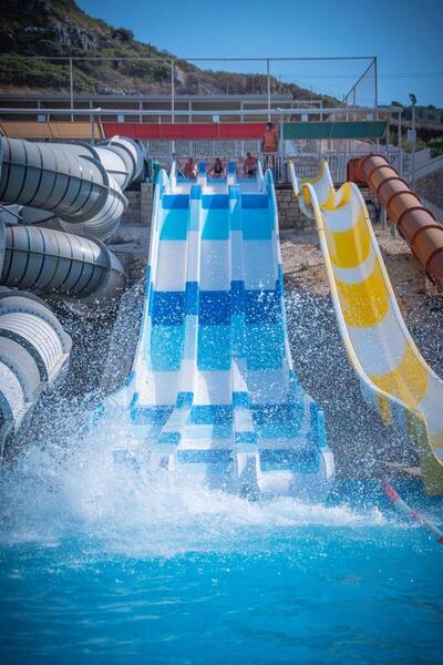 Grand Hotel Holiday Resort, Ираклион, Гърция