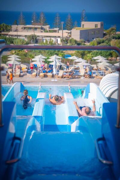 Grand Hotel Holiday Resort, Ираклион, Гърция