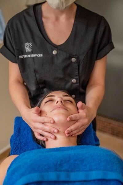 Grand Hotel Holiday Resort, Ираклион, Гърция