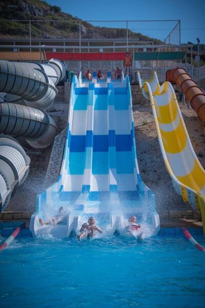 Grand Hotel Holiday Resort, Ираклион, Гърция