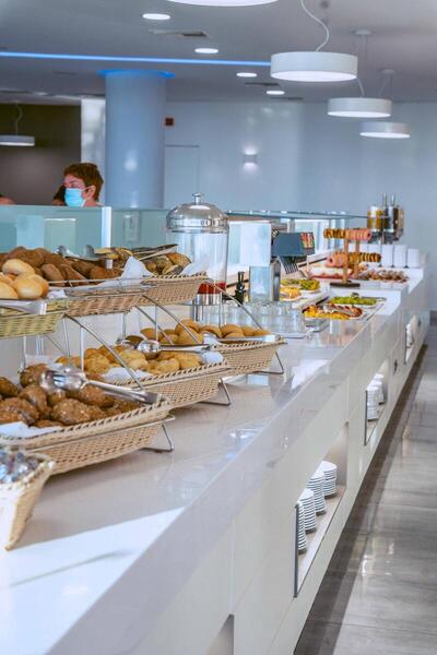 Grand Hotel Holiday Resort, Ираклион, Гърция