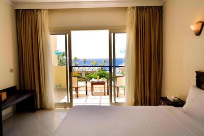 Grand Oasis Resort - Standard Double or Twin Sea View room
