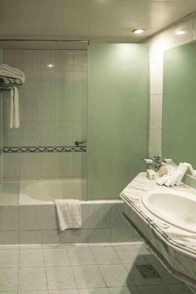 Grand Oasis Resort - Suite with Pool View
