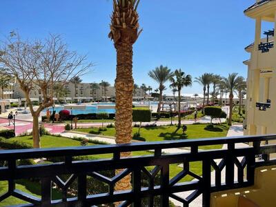 Grand Oasis Resort - Standard Double or Twin Pool View Room