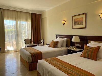 Grand Oasis Resort - Standard Double or Twin Garden View Room