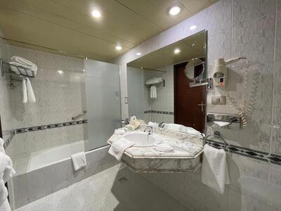 Grand Oasis Resort - Standard Double or Twin Sea View room