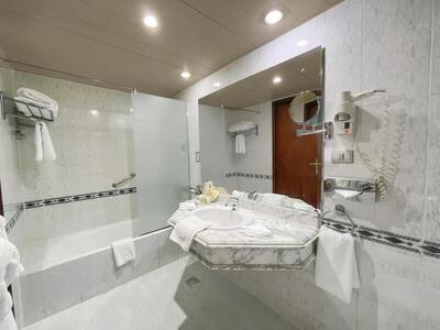 Grand Oasis Resort - Standard Double or Twin Garden View Room