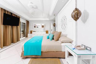 Grand Palace - Couples only 18 years plus - Royal Villa Panorama Sea View With Private Pool