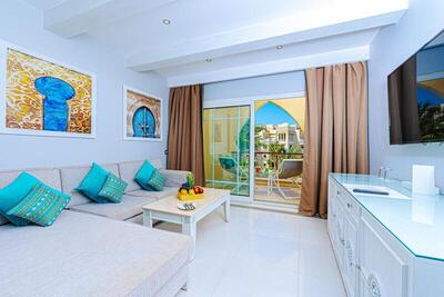 Grand Palace - Couples only 18 years plus - Junior Suite With Partial Sea View