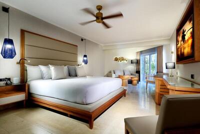 Grand Palladium Punta Cana Resort & Spa - Junior Suite Poolside