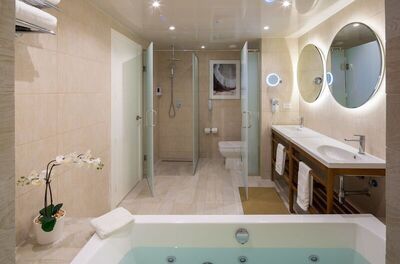 Grand Sirenis Punta Cana Resort & Aquagames - Romantic Double Room, 1 King Bed, Bathtub