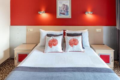 Grand Viking Hotel - Classic Double Room with Balcony