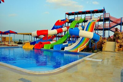 Hawaii Caesar Dreams Resort & Aqua Park - Families and Couples only, Хургада, Египет