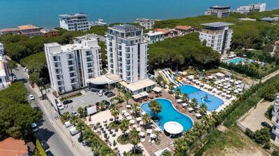 Henry Resort & Spa, Голем, Албания