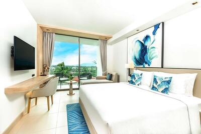 Hilton Garden Inn Phuket Bang Tao - King Room - Mobility Accessible 
