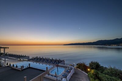 Horizon Beach Hotel - Superior Double Room, Sea Facing