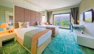 Horus Paradise Luxury Resort - Family Room, Balcony - Pool View
