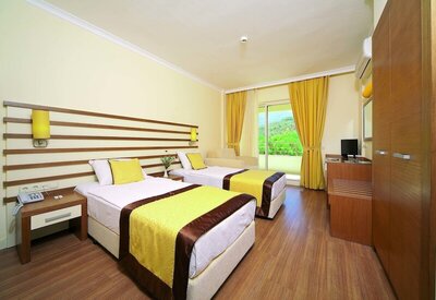 Hotel Akbulut - Standard Room - Pool View