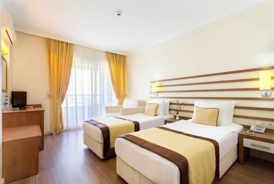 Hotel Akbulut - Standard Room - Pool View