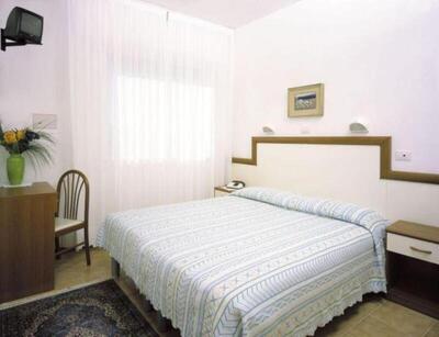 Hotel Bolivar - Triple Room